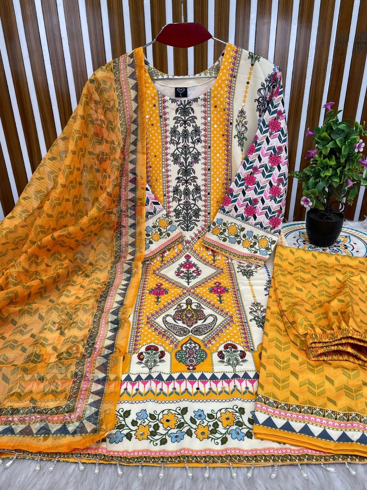 Digital Print Three Piece 18