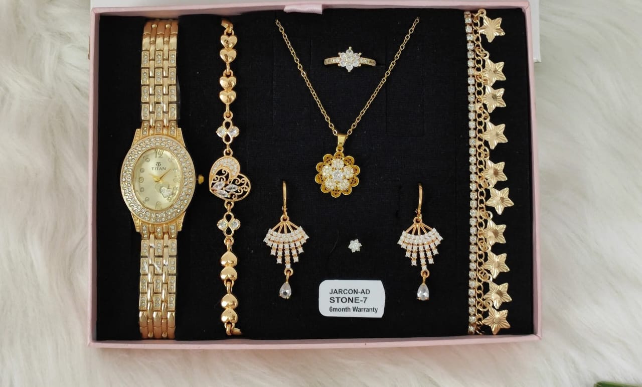 Women Watch Combo