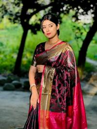 Benaroshi Katan Saree with blause pcs