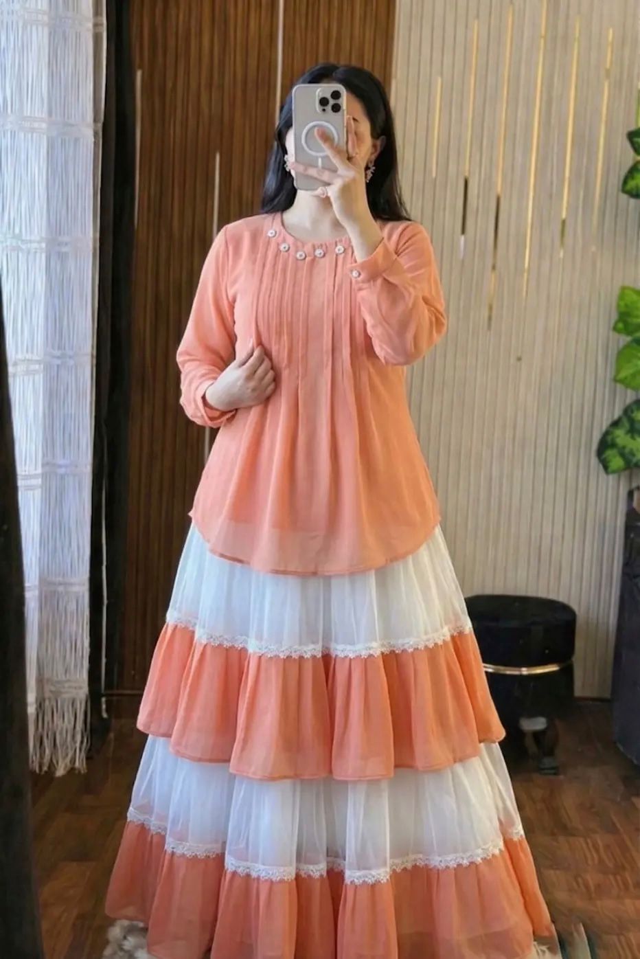 Trendy Ladies Tops and Skirt Set