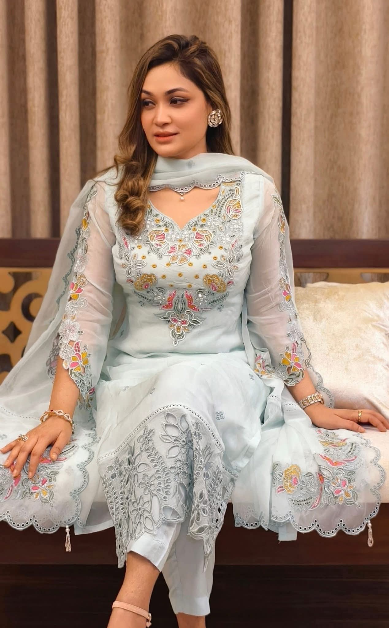 Premium Sada Bahar Four Piece