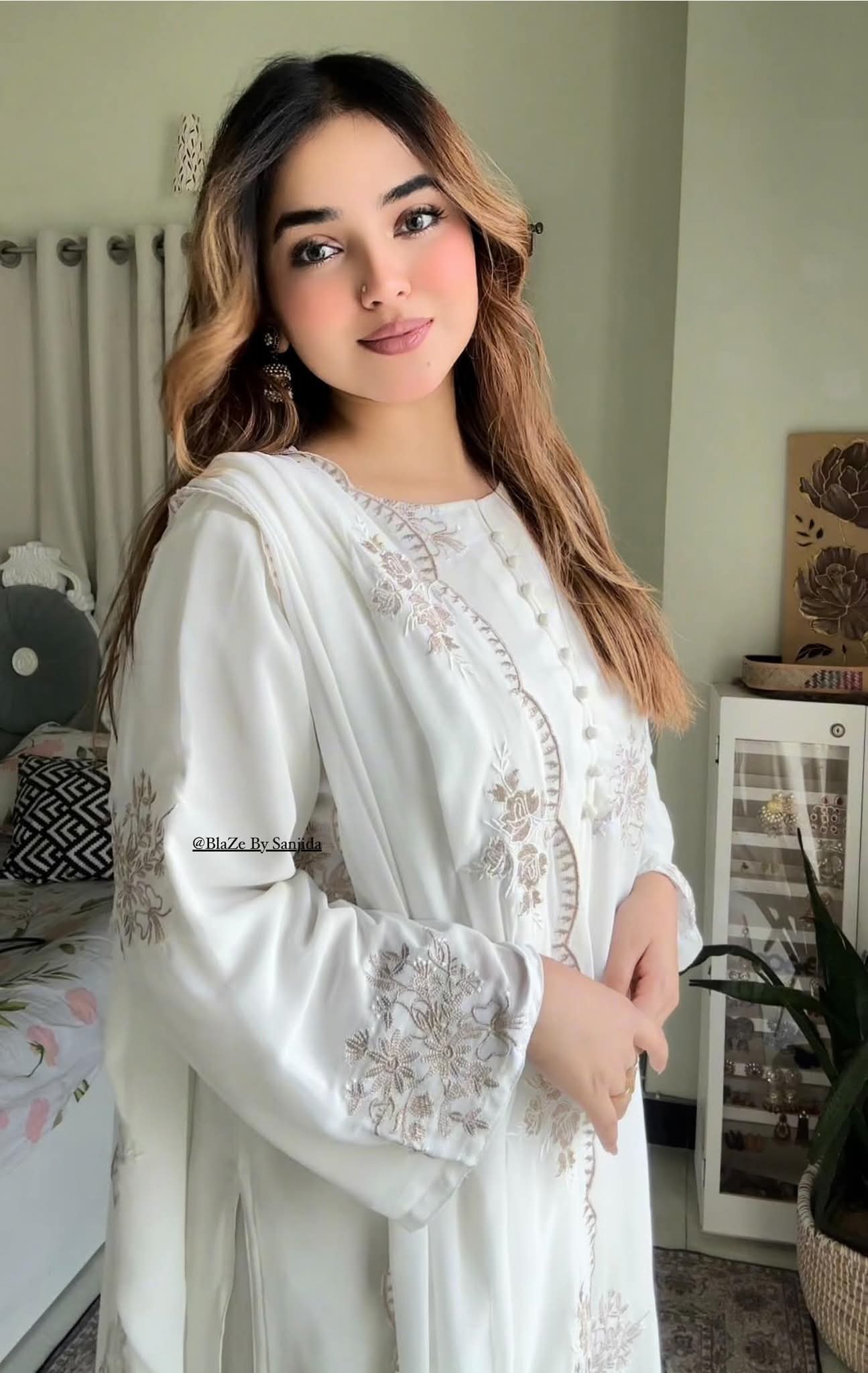 Sada Bahar Three Piece