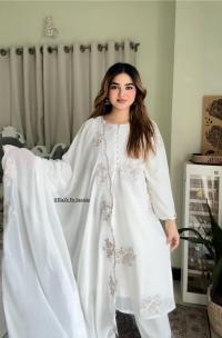 Sada Bahar Three Piece