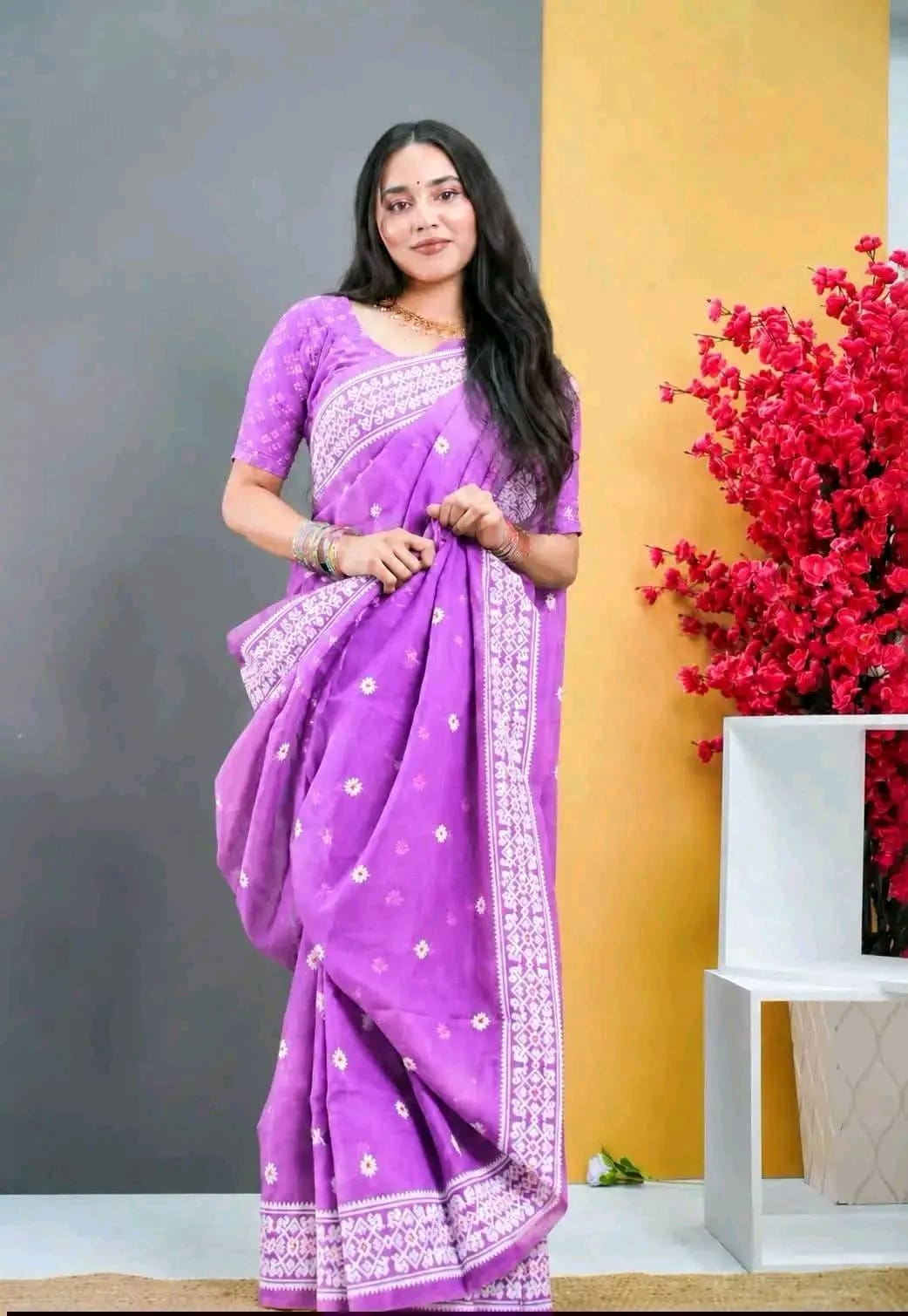 Half Silk Screen Print Saree