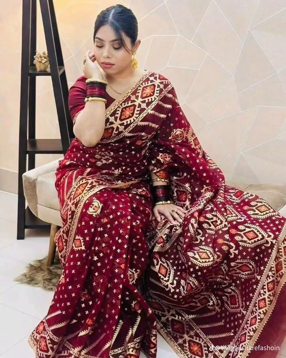 Virul Jamdani Saree with Blause pcs