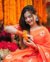 Chanderi Silk Saree With blause piece